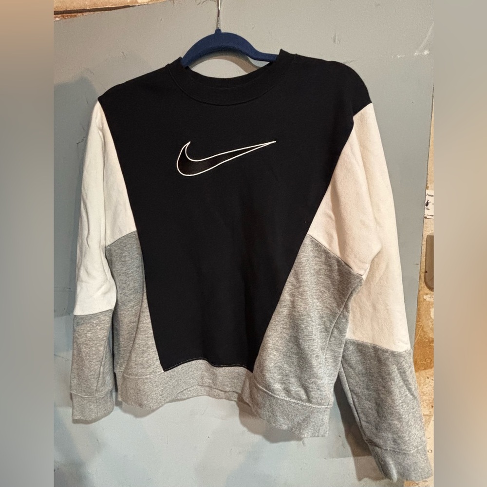 Nike Black and Gray Colorblock Sweatshirt